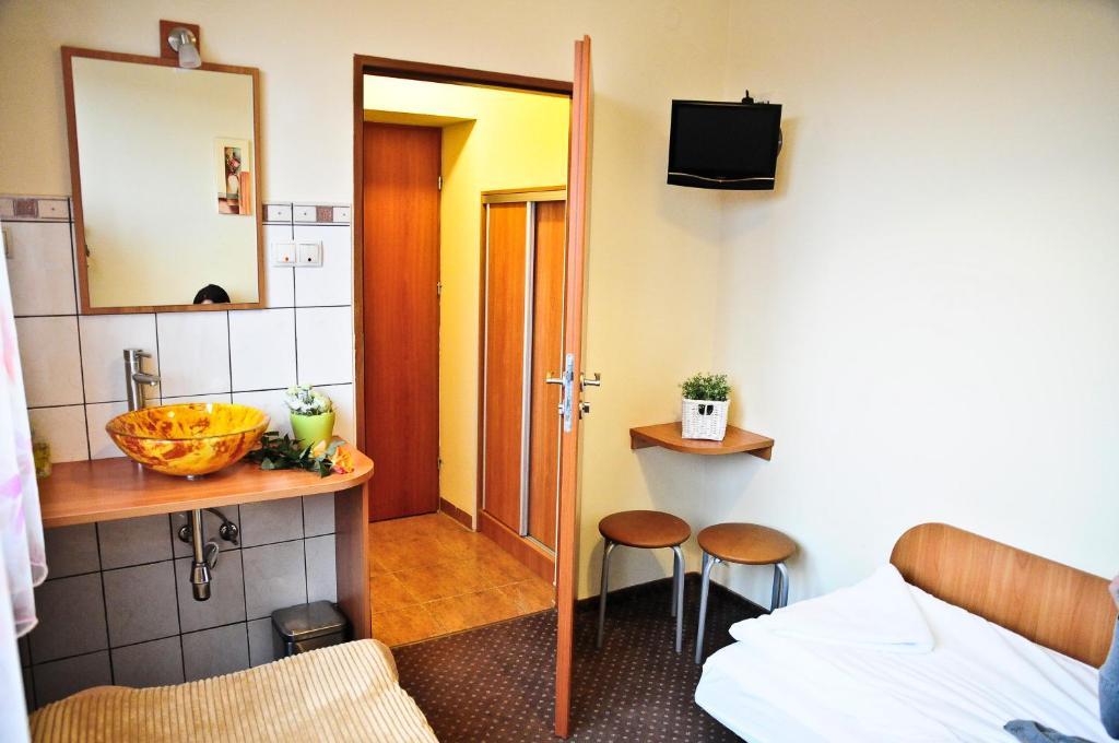 Osrodek Uslug Hotelarskich Kinga Vělička Pokoj fotografie